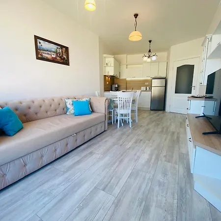 דירה 1bd Ap In La Complex Private And Pool