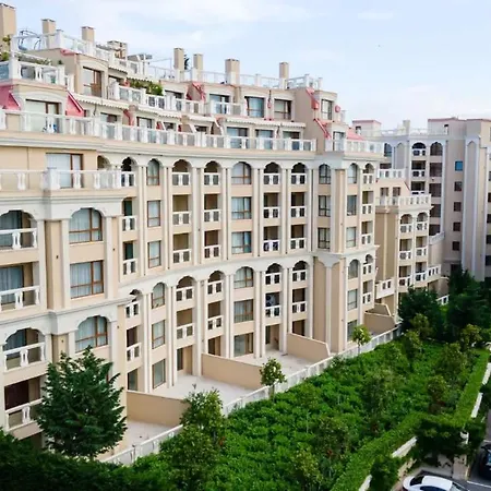 1bd Ap In La Complex Private And Pool Lejlighed *