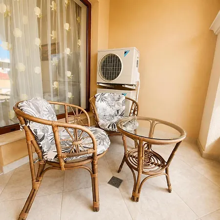 Lejlighed 1bd Ap In La Complex Private And Pool *